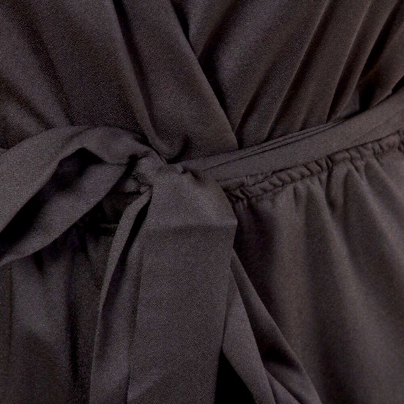 NWT Hot & Delicious Chrissy Crepe Halter Jumpsuit In Small , Medium or Large - Picture 2 of 7